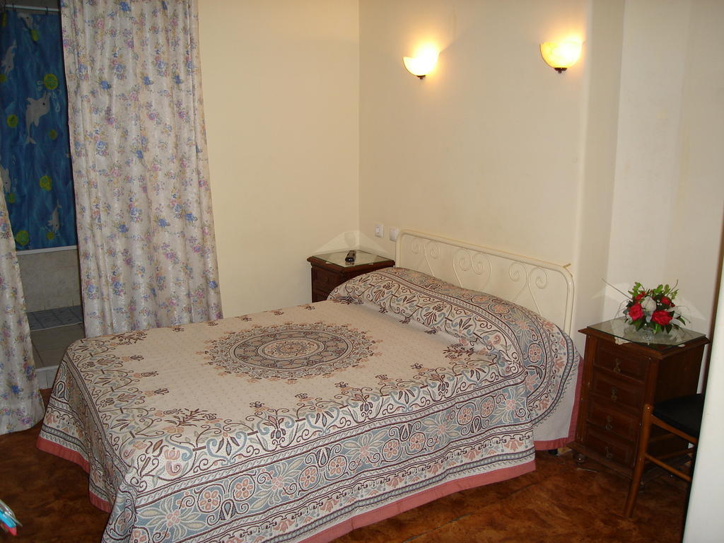 Hotel Perola Da Baixa Lissabon Zimmer foto